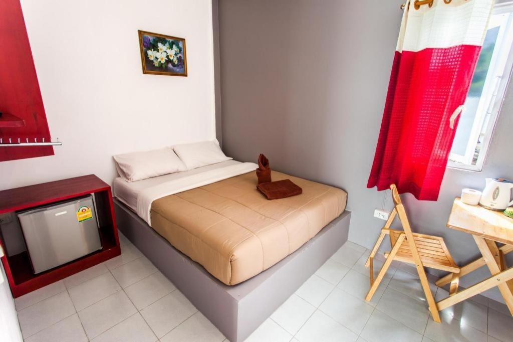 Hugs Guesthouse Ko Lanta Zewnętrze zdjęcie