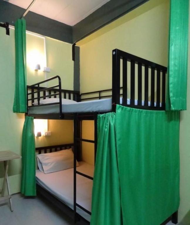 Hugs Guesthouse Ko Lanta Zewnętrze zdjęcie