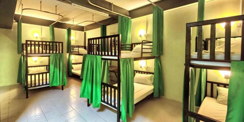 Hugs Guesthouse Ko Lanta Zewnętrze zdjęcie