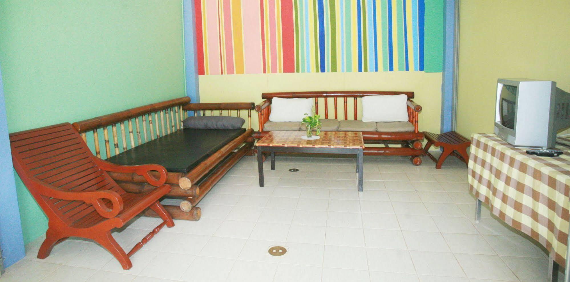 Hugs Guesthouse Ko Lanta Zewnętrze zdjęcie