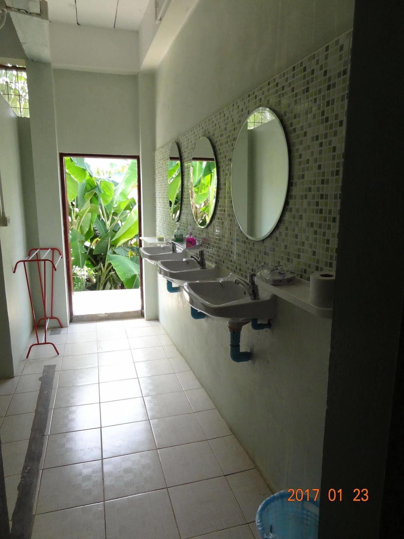 Hugs Guesthouse Ko Lanta Zewnętrze zdjęcie