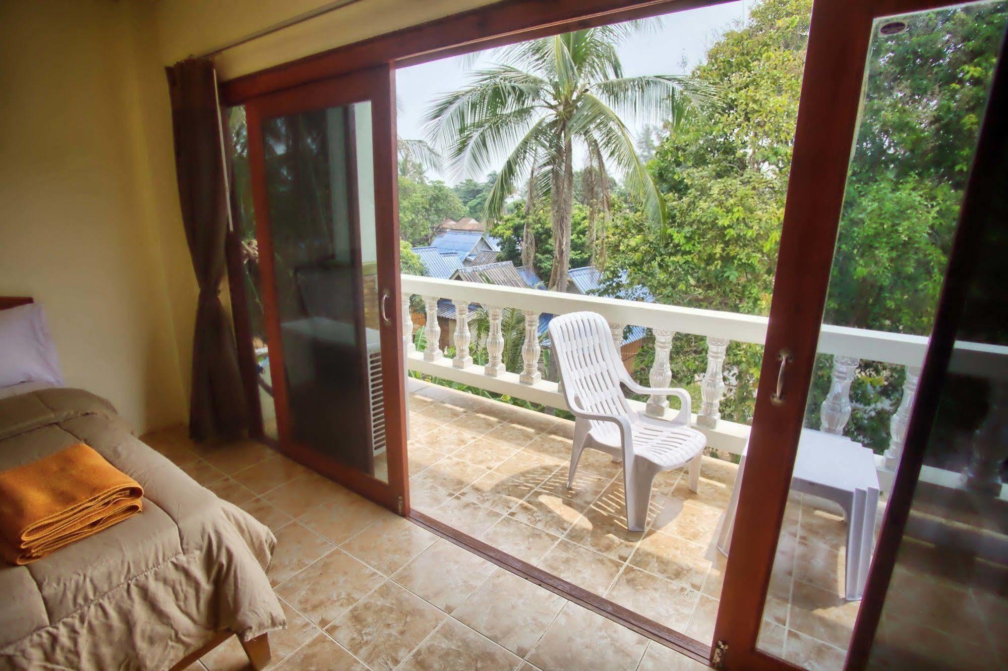 Hugs Guesthouse Ko Lanta Zewnętrze zdjęcie